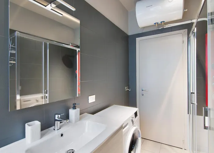 アパート Center *