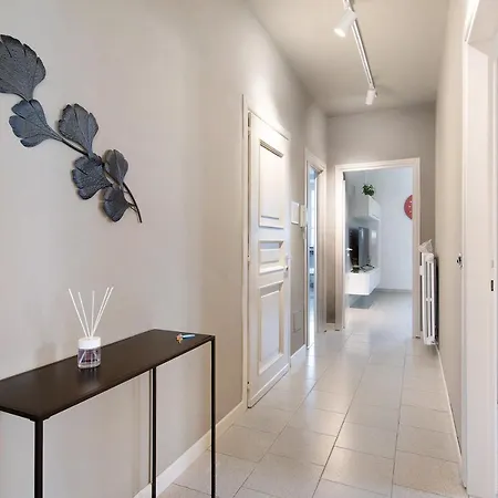 Apartment Center *